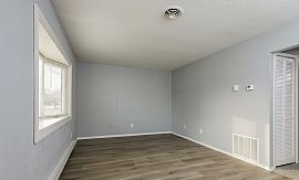 Single-Family Homes For Rent in Lorain, OH (Photo 2 of 9)