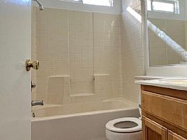 Beautiful 4 Bedroom 2 Bath Home For Rent  in Stockton, CA (Photo 4 of 6)