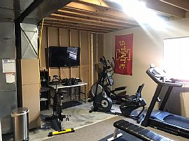 2608 Rahn Blvd, bellevue, Ne 68123. Charming 3bedrooms  in Bellevue, NE (Photo 6 of 10)