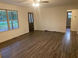 1095 Lockmiller Rd, Estill Springs, Tn 37330 : Nice Home in Estill Springs, TN (Photo 4 of 12)