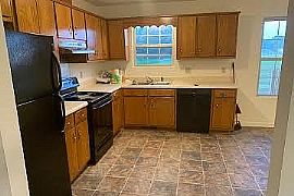 1095 Lockmiller Rd, Estill Springs, Tn 37330 : Nice Home in Estill Springs, TN (Photo 5 of 12)