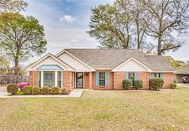 105 Bryan St, Prattville, Al 36066 in Prattville, AL