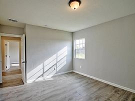 Beautiful 3 Bedroom 2 Bath Home For Rent   in San Bernardino, CA (Photo 4 of 6)