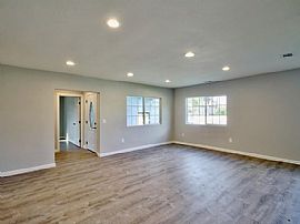 Beautiful 3 Bedroom 2 Bath Home For Rent   in San Bernardino, CA (Photo 6 of 6)