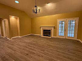 193 Greenwood Dr, Madison, Al 35758 in Madison, AL (Photo 4 of 12)