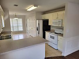 226 Hidden Creek Pkwy, Pelham, Al 35124 in Pelham, AL (Photo 4 of 12)