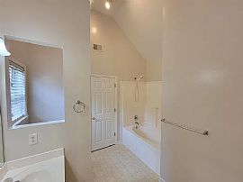 226 Hidden Creek Pkwy, Pelham, Al 35124 in Pelham, AL (Photo 9 of 12)