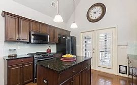 2301 Abbeyglen Ln, Hoover, Al 35226 in Hoover, AL (Photo 5 of 12)