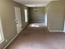 2012 College St Se, Decatur, Al 35601 in Decatur, AL (Photo 12 of 12)