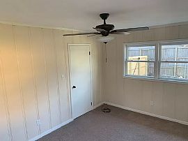 2012 College St Se, Decatur, Al 35601 in Decatur, AL (Photo 8 of 12)