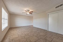 7138 W Sierra St, Peoria, Az 85345 in Peoria, AZ (Photo 4 of 9)
