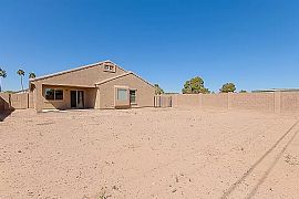 5811 N 72nd Dr, Glendale, Az 85303 in Glendale, AZ (Photo 9 of 9)