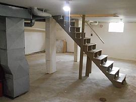 3916 Williamstown Pike, Williamstown, Wv 26187 in Williamstown, WV (Photo 10 of 12)