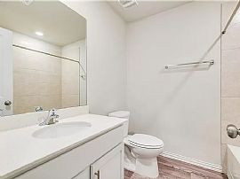 143 Alexander, kyle, Tx 78640. Charming 3bedrooms Home in Kyle, TX (Photo 11 of 12)