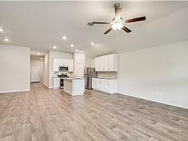 143 Alexander, kyle, Tx 78640. Charming 3bedrooms Home in Kyle, TX (Photo 6 of 12)