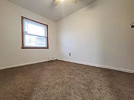 Charming 3 Bedroom Home in Inkster, MI (Photo 6 of 10)