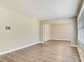  Charming 4 Bedroom Home in Decatur, GA (Photo 10 of 12)