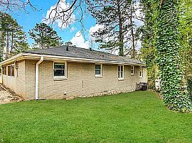  Charming 4 Bedroom Home in Decatur, GA (Photo 8 of 12)