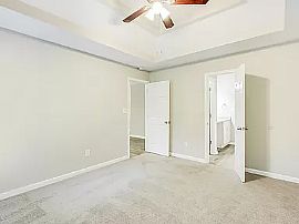  Charming 5 Bedroom Home in Atlanta, GA (Photo 10 of 12)