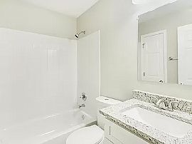  Charming 5 Bedroom Home in Atlanta, GA (Photo 6 of 12)