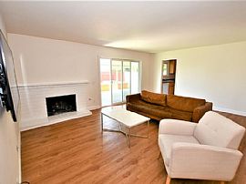 Charming 3 Bedroom 2 Bath Home For Rent  in Ventura, CA (Photo 2 of 5)