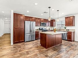 Beautiful 3 Bedroom 2 Bath Home For Rent  in Visalia, CA