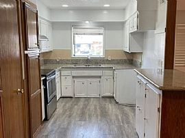 Beautiful 3 Bedroom 2 Bath Home For Rent  in Garden Grove, CA (Photo 2 of 5)