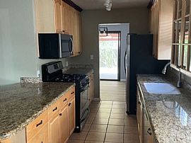 Beautiful 3 Bedroom 2 Bath Home For Rent  in Santa Rosa, CA (Photo 5 of 5)