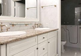 Gorgeous 3 Bedroom 2 Bath Home For Rent  in Newport Beach, CA (Photo 6 of 8)