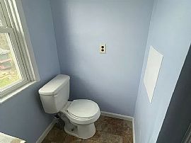 2107 Highland Ave, Wheeling, Wv 26003 in Wheeling, WV (Photo 8 of 10)