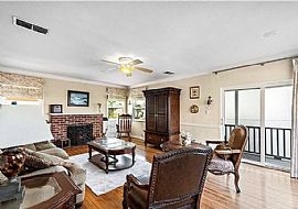 Beautiful 3 Bedroom 2.5 Bath Home For Rent  in Laguna Beach, CA (Photo 5 of 6)