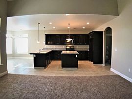 Beautiful 3 Bedroom 2 Bath Home For Rent  in Merced, CA (Photo 2 of 7)