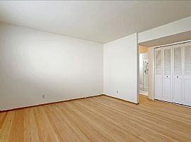 Beautiful 3 Bedroom 2 Bath Home For Rent  in Sunnyvale, CA (Photo 7 of 7)