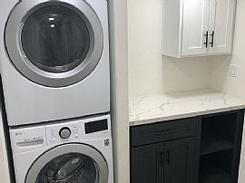 Beautiful 3 Bedroom 2 Bath Home For Rent  in Torrance, CA (Photo 3 of 7)