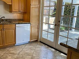 Beautiful 3 Bedroom 2 Bath Home For Rent in Carlsbad, CA (Photo 4 of 7)