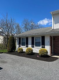 Adorable 1 Bedroom Apartment. in Ephrata, PA