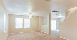 12411 Grossmount Dr, Houston, Tx 77066    Perfect House For Rent in Houston, TX (Photo 3 of 8)