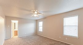 12411 Grossmount Dr, Houston, Tx 77066    Perfect House For Rent in Houston, TX (Photo 6 of 8)