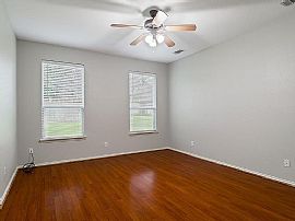 Beautiful and Spacious 4 Bedroom 3 Bath Home For Rent  in Grapevine, TX (Photo 8 of 8)