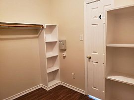 Beautiful 3 Bedroom 2 Bath Home For Rent  in Rockwall, TX (Photo 7 of 9)