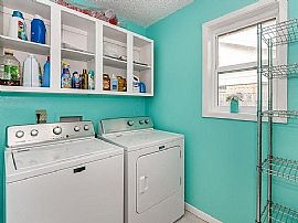 Beautiful 4 Bedroom 2.5 Bath Home For Rent in Sugar Land, TX (Photo 4 of 8)