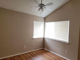 Beautiful 3 Bedroom 2 Bath Home For Rent  in Lewisville, TX (Photo 4 of 7)