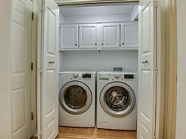  Beautiful 2 Bedroom 2 Bath Home For Rent  in Carrollton, TX (Photo 3 of 5)