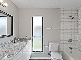 Beautiful 3 Bedroom 2 Bath Home For Rent  in Mesquite, TX (Photo 5 of 8)