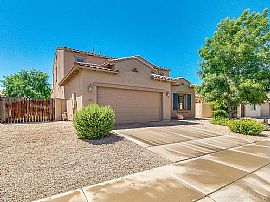 4076 S Birch St, Chandler, Az 85249 in Chandler, AZ