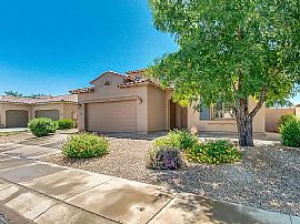 4076 S Birch St, Chandler, Az 85249 in Chandler, AZ (Photo 2 of 9)