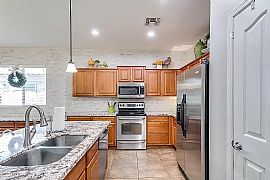 4076 S Birch St, Chandler, Az 85249 in Chandler, AZ (Photo 3 of 9)