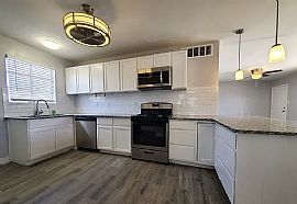 1746 W University Dr, Mesa, Az 85201 in Mesa, AZ (Photo 3 of 12)