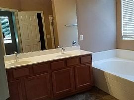 4472 E Moreno Ct, Gilbert, Az 85297 in Gilbert, AZ (Photo 3 of 9)