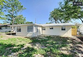 7214 Country Club Dr, Hudson, Fl 34667 Beautiful Home in Hudson, FL (Photo 12 of 12)